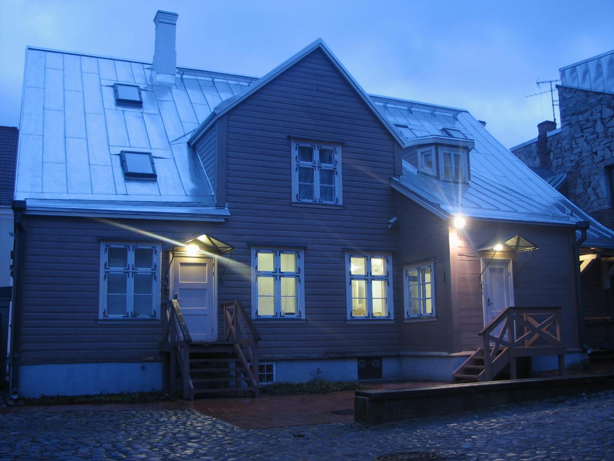 Готель Tampere Maja Тарту Екстер'єр фото